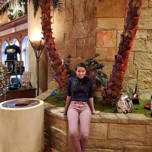 Meet your Posher, Monserrath